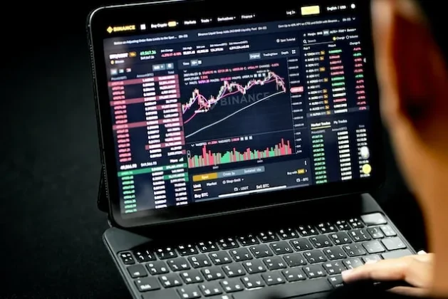 Igniting Opportunities with the Abandoned Baby Candlestick Pattern: Your Guide to Proficient Trading