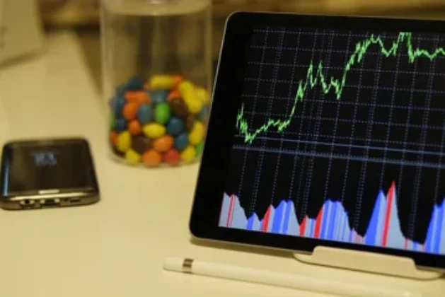 Harnessing the Explosive Power of Hammer Candlestick Patterns: A Market Technician’s Guide